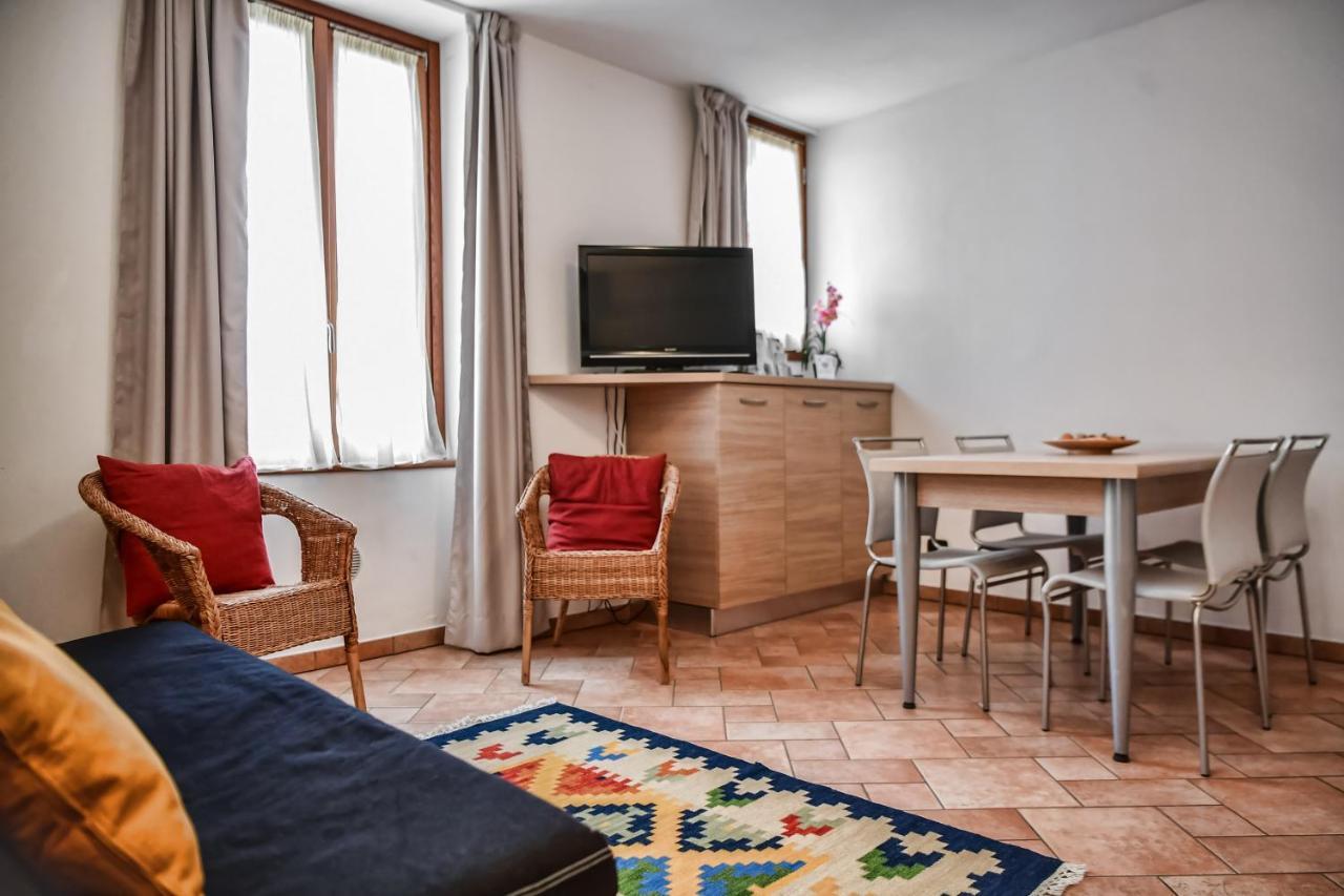Easy Welcome La Filanda - Seta Bellagio Exterior photo